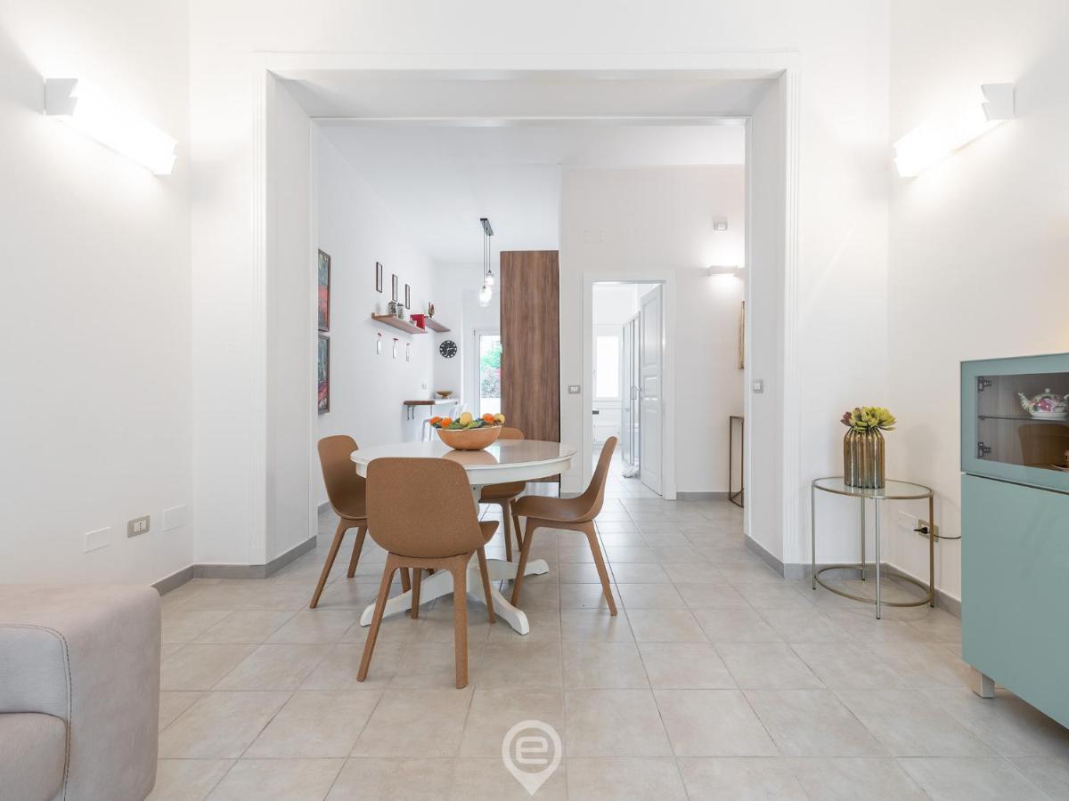 White Gold Apartment カリアリ エクステリア 写真