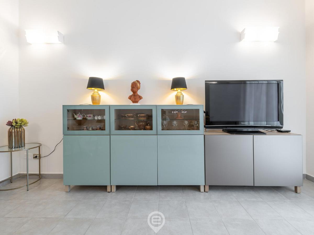 White Gold Apartment カリアリ エクステリア 写真